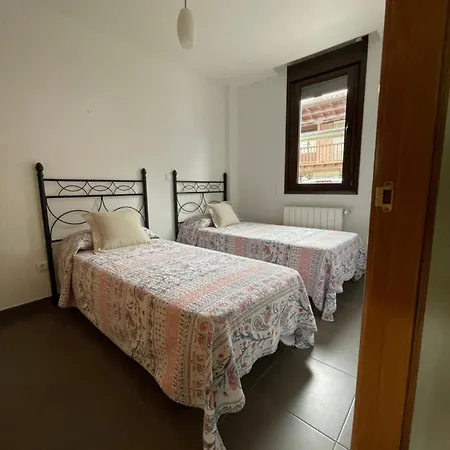 Apartment Piscina Valoria